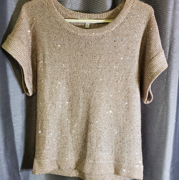Top with sequins - Picture 5 of 5